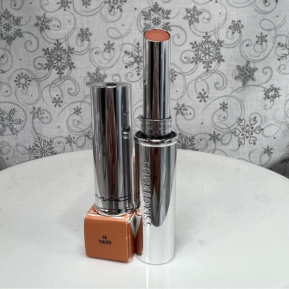 MAC Cosmetics Lock Kiss 24 Hour Lipstick x7 -Gutsy-Renegade-Teaser-Ruby True-Coy - Picture 3 of 12